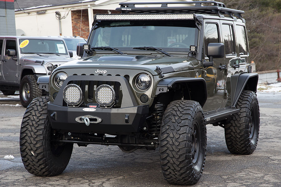 2016 Jeep Wrangler Rubicon Unlimited Tank